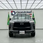 انفينتي QX80 اوتو جراف 2025 قيادة تجمع بين القوه والفخامه