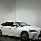 لكزس ES 300AH هايبرد 2025