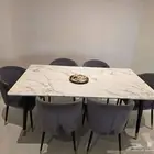 طاولة طعام 6 أشخاص بحالة ممتازة