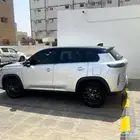 للبيع او للتنازل سيارة تويوتا اوربان موديل2025 فل كامل GLX