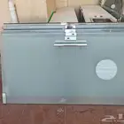 أبواب زجاج مرملة صالحة للمكاتب و شبه جديدة