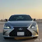 للبيع لكزس es 250 AA 2023