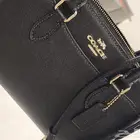 شنطة كوتش اصليه للبيع ب 500