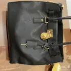 شنطة ماركة مايكل كورس