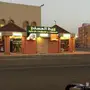 محل عطورات وملابس رجالية للتقبيل