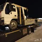 سطحه لنقل السيارات الكبيرة والصغيرة من جده جدة