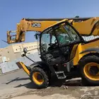 رافعات تلسكوبيه للايجار. Crane for rent