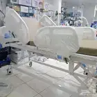سرير طبي كهربائي