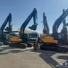 حفر وترحيل بوكلينات