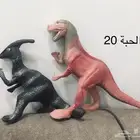 ديناصورات بلاستيك وهياكل عظمية خشبية وبلاستيكية للبيع