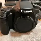 كاميرا canon 70D نظيفة جدا