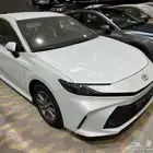 كامري E بنزين 2025 ب108500