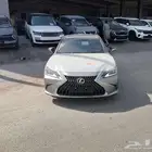 لكزس ES250 ستاندر 2025 سعودي