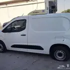 فان بيجو ثلاجة