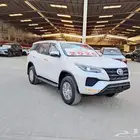 تويوتا فورتشنر GX2 4X4 بنزين موديل 2025