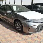 تويوتا كامري E هايبرد اصفار سعودي 2025
