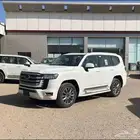 لاندكروزر GXR V 2024 نقد وتقسيط ( أقل سعر )