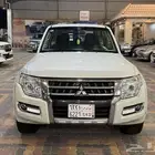 للبيع باجيرو 2020 بابين V6 3.8 سعودي ( عداد قليل )