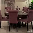 طاولة طعام