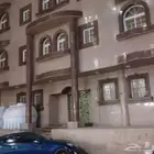 للبيع عماره حي الزهره مساحة 600 متر العمر 19 سنه