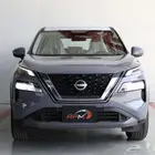 نيسان اكس تريل 5 مقاعد بدون دبل 2025 كاش و بنوك