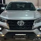 تويوتا فورشنر VX موديل 2023 عداد قليل بحالة الوكالة