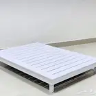 طاولة ارضي حفلات