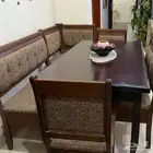 طاولة طعام وكراسى
