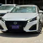 نيسان التيما SV. مبيعات التقسيط