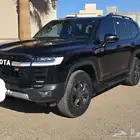 جيب لاندكروزر جي ار Gr اعلى فئة موديل 2022