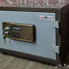 خزنه تجوري لحفظ المال والاوراق المهمه