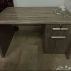 مكاتب خشبية