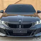 BMW520 موديل 2025 ممشي 5000 كم عرض خاص شامل اللوحات