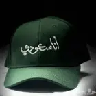 كابات بالتطريز. كاب بشعار.