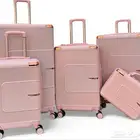 إطقم شنط سفر
