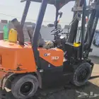 للبيع رافعه شوكية 3طن موديل 2014