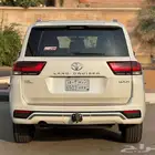 تويوتا لاندكروزر GXR الفئة 3 صالون 2023 السعر 218000 الف