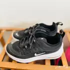 حذاء نايك أصلي اولاد مقاس 31 شبه جديد