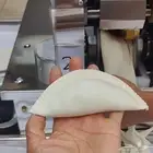 للبيع مكينة سمبوسة 4000 حبه بالساعه