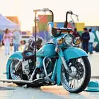 مصور دبابات وسيارات
