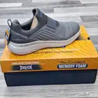 كنادر سكيتشرز أصلية