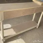 طاولة مدخل كلاسيك