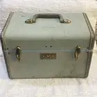 شنطة مكياج قديمه