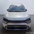 كيا كارينز نص فل 2025 الشكل الجديد باسعار ممتازة