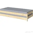 سرير خشب من ايكيا للبيع