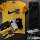 تيشيرتات وترنقات خامه قطنيه ممتازه وتوصيل للبيت لجميع المدن