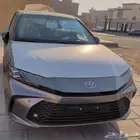 كامري نص فل سعودي 2025 LE بسعر الوكالة