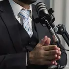 معلق صوتي فويس اوفر محترف