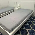أسرة مع المرتبات