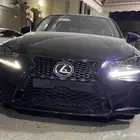 قاعده لوحه طويله ملكيه تركب على اغلب السيارات